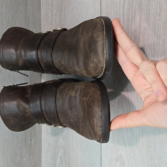 Born Women Pirlo Ankle Distressed Leather Boots shoes sz 7M - Picture 4 of 13